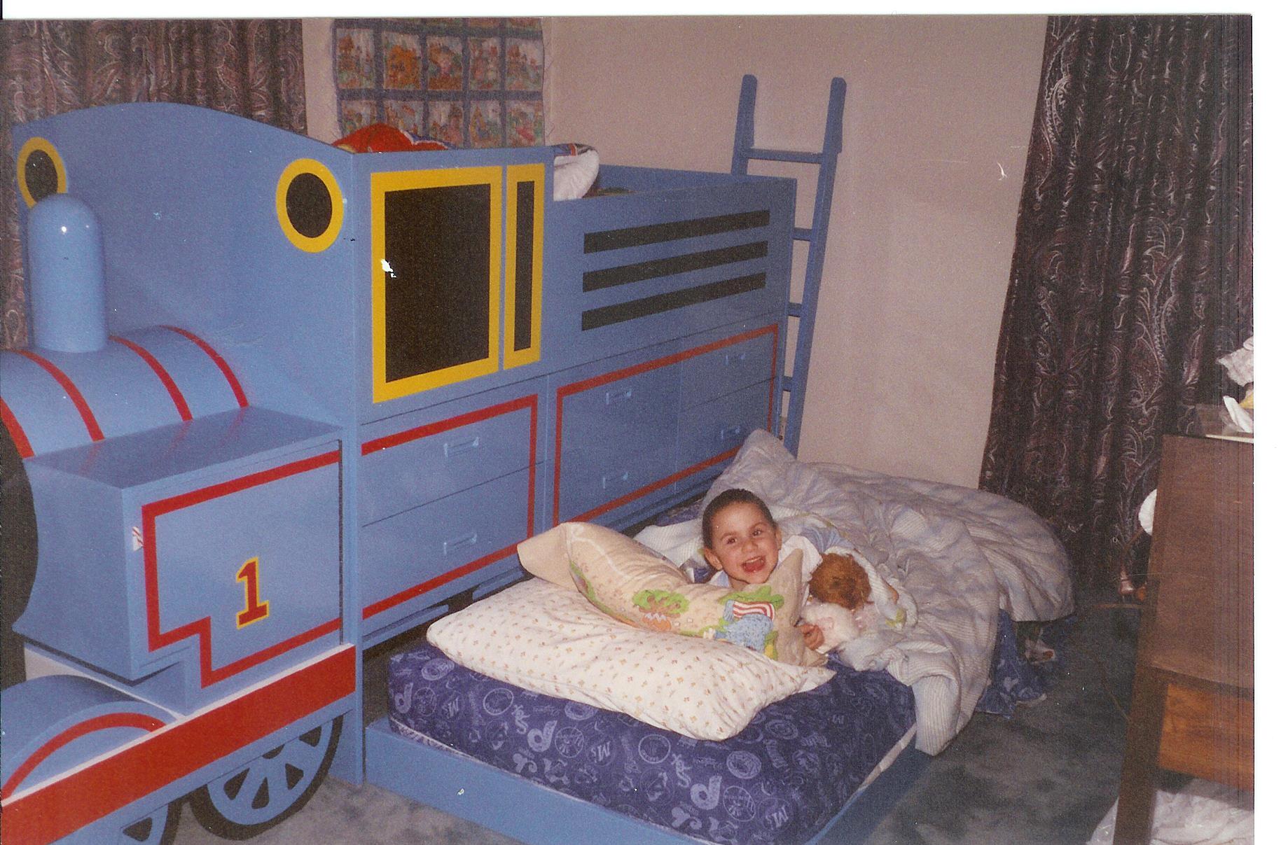 Thomas The Tank Engine Bedroom Decorations